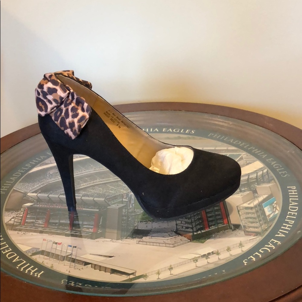 NEW Boston Design Heels.